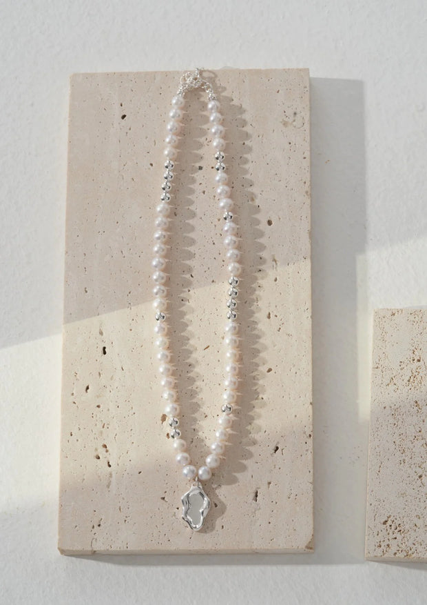 Pearl Necklace with Delicate Pendant