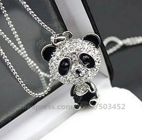 200Pcs/Lot Fashion Pretty Enamel Rhinestone Panda Pendant Necklace Women Crystal Accessories Cute Sweater Necklaces Jewelry