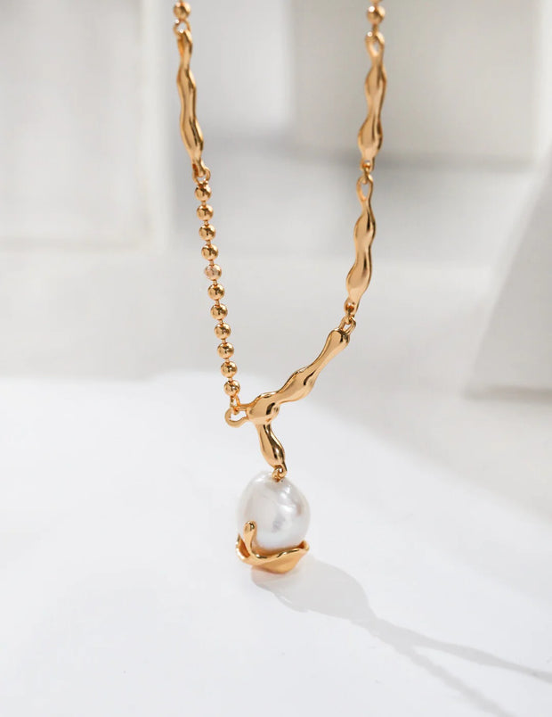 Baroque Pearl Pendant Necklace