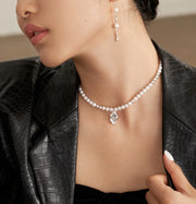 Pearl Necklace with Delicate Pendant